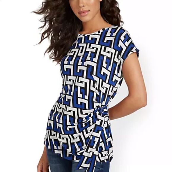 ✨NY&C Side-Tie Top✨  - Picture 1 of 6